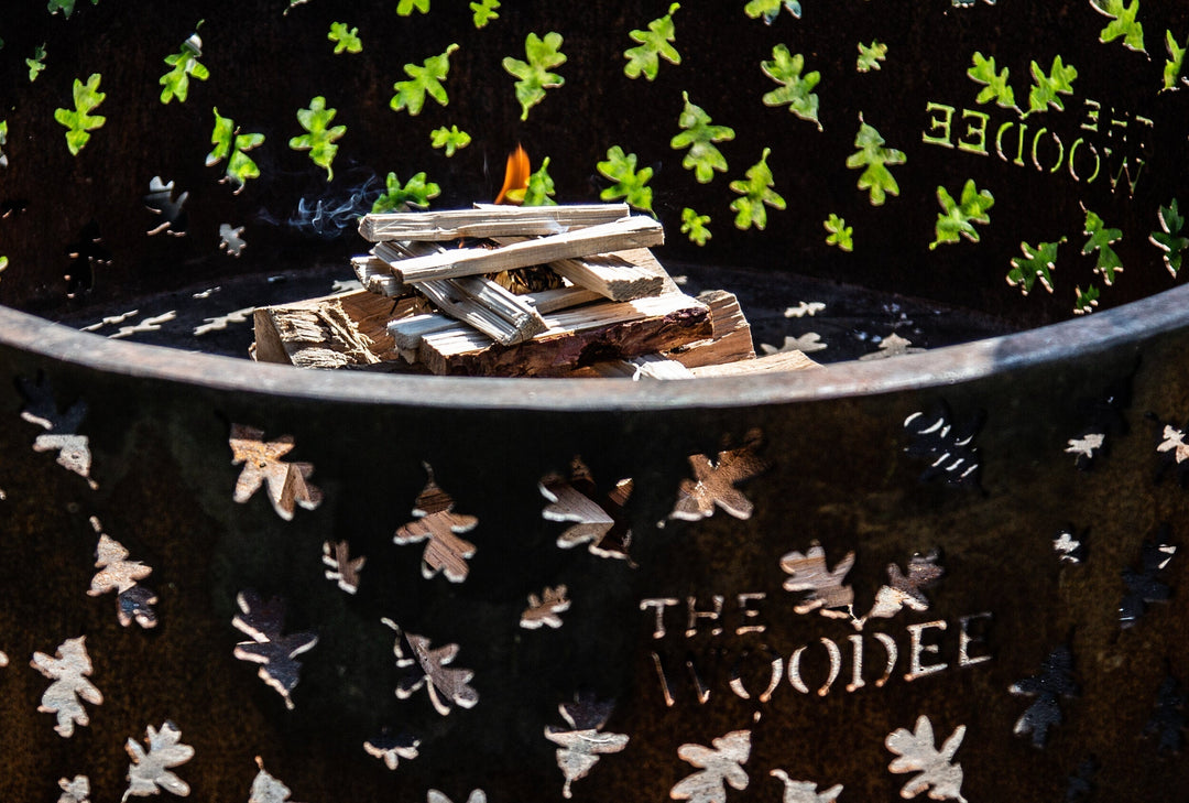 How to start a fire in a fire pit